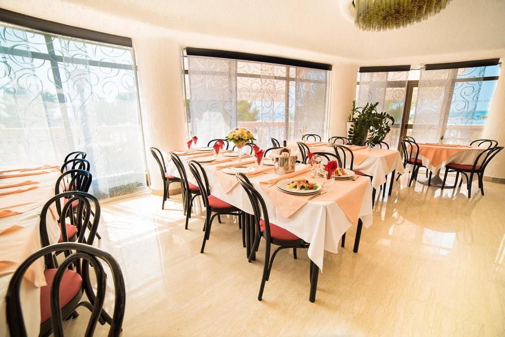 Hotel Kastel Crikvenica Ngoại thất bức ảnh