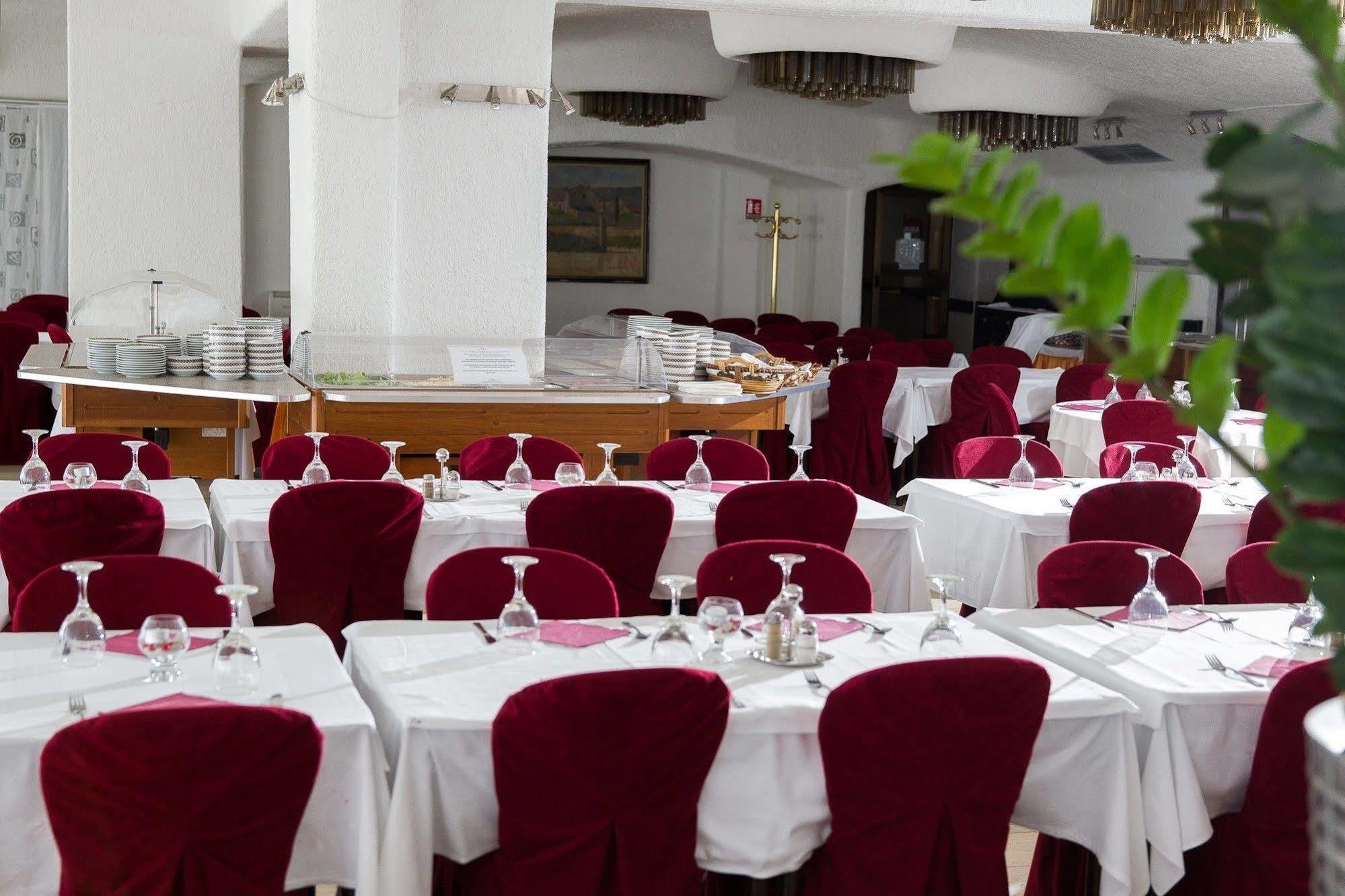 Hotel Kastel Crikvenica Ngoại thất bức ảnh